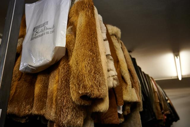 Jacken, Jacke, Jacken, wo man hinsieht Jacken. | Foto: Christian Gaier