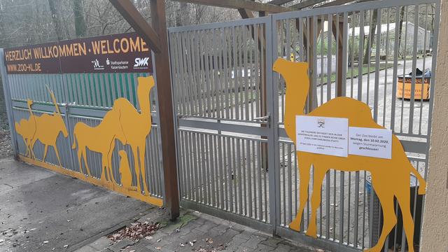 Geschlossen: Aufgrund der Sturmwarnung ist der Zoo Kaiserslautern heute nicht geöffnet.  | Foto: Tim Altschuck