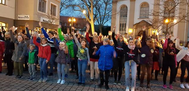 Tanzdemo gegen Gewalt gegen Frauen und Mädchen | Foto: ps
