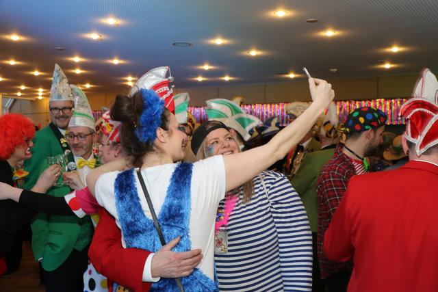 Tollitätentreff im Foyer der Germersheimer Stadthalle | Foto: Heike Schwitalla