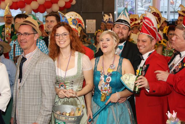 Tollitätentreff im Foyer der Germersheimer Stadthalle | Foto: Heike Schwitalla