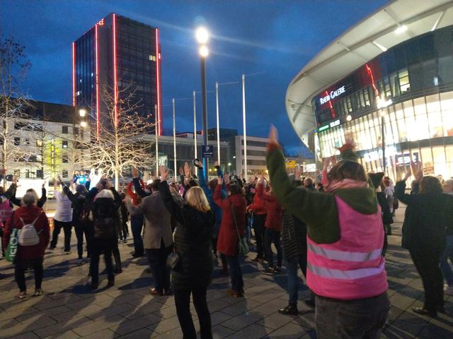 One Billion Rising in Ludwigshafen. | Foto: BAS