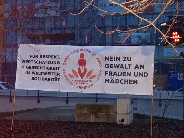 One Billion Rising in Ludwigshafen. | Foto: BAS