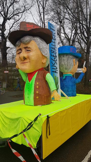 Motivwagen mit OB und KSC-Präsident | Foto: www.jowapress.de