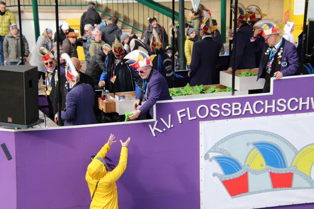 Hier, etwas zum Naschen.  | Foto: Franz Walter Mappes
