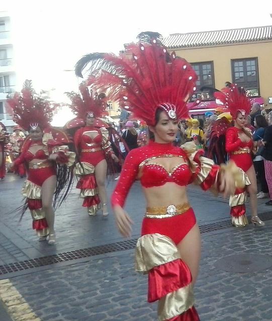 einheimische Tänzerinnen (29. Februar 2020) | Foto: Werner G. Stähle