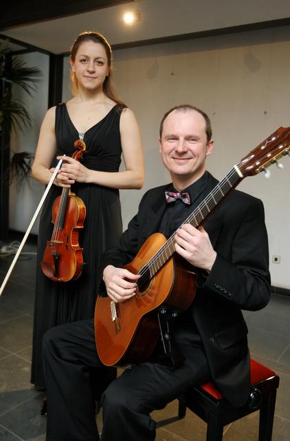 Ein besonderes Klangspektrum ist am 22. März in der KulturScheune mit Jeanette Pitkevica gemeinsam mit Maximilian Mangold zu hören.  | Foto: PS