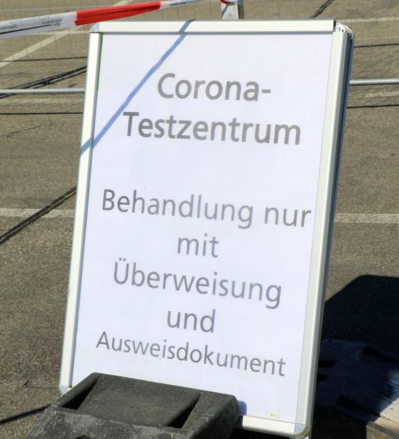 Arbeitsalltag in der Corona-Teststation | Foto: Frank Wiedemann