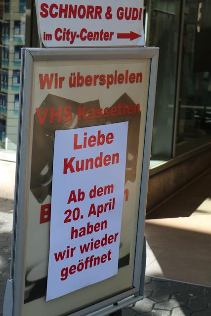 Überall Schilder "wir haben geöffnet". | Foto: Gisela Böhmer