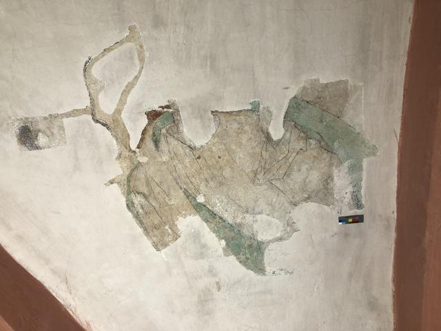 Zwischenzustand, Freilegung, Gewandbereich (Segel 2.4, Fläche A). | Foto: ps
