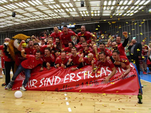 Die Handballer der Eulen Ludwigshafen stiegen am 10. Juni 2017 in die erste Handball-Liga auf