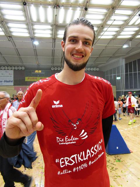 Auch Patrick Weber strahlt nach dem Aufstieg