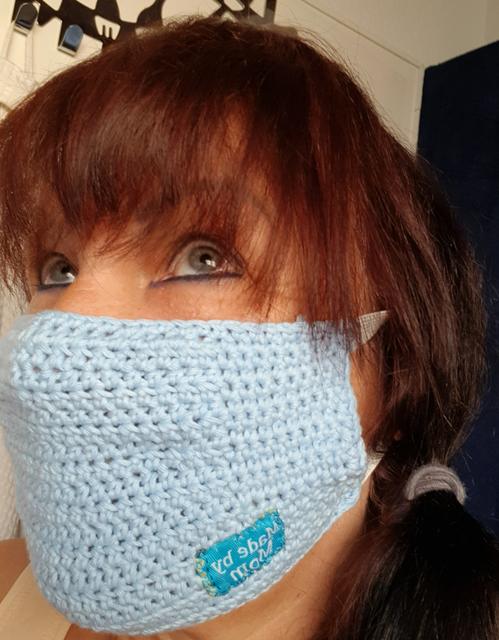 "Selbstgehäkelt geht doch auch", zeigt Eva-Maria Kihm. | Foto: privat