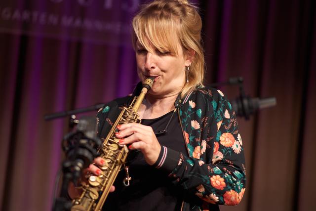 Die Saxophonistin Alexandra Lehmler. | Foto: Christian Gaier