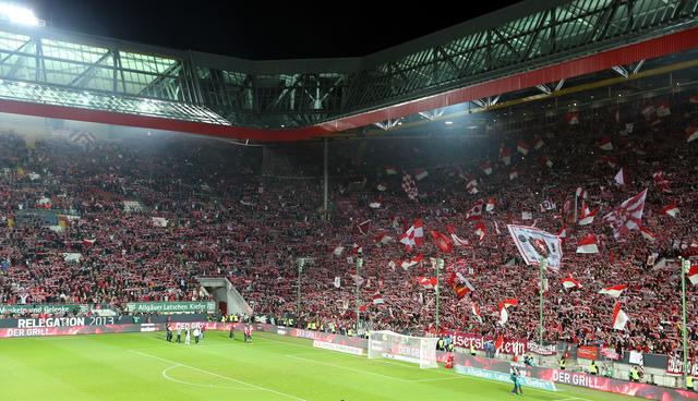 Ein vollbesetztes Stadion auf dem Betzenberg - eher Mangelware in der Dritten Liga, das Bild stammt aus der Relegation 2013 gegen Hoffenheim (1:3) | Foto: Jens Vollmer