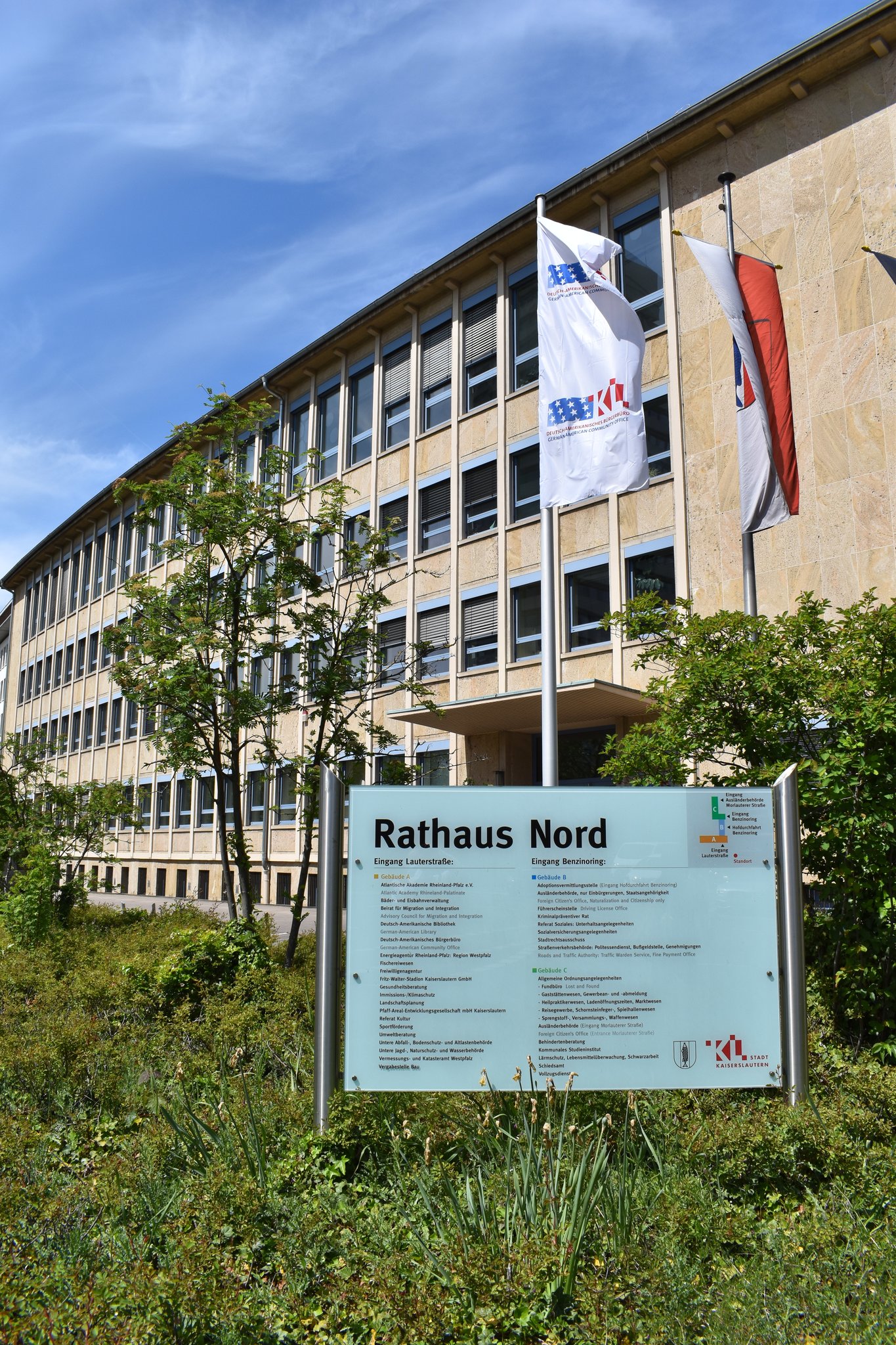 Er sucht sie kaiserslautern