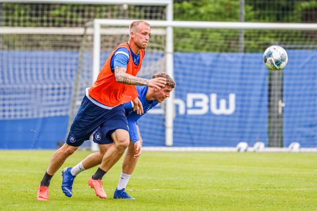 Mannschaftstraining diese Woche: Philipp Hofmann (KSC 33) im Zweikampf um den Ball. | Foto: www.tmc-fotografie.de