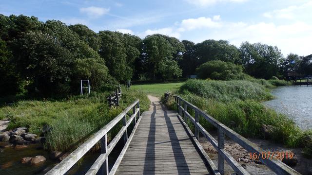 Holzsteg zum Yachthafen | Foto: H.S.B.
