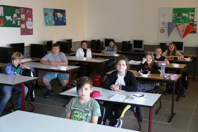 Alleine an der Bank und das mit Mindestabstand zum Nachbarn  | Foto: asr