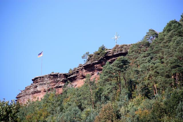 Nedingfelsen vom Tal aus gesehen | Foto: Jens Vollmer