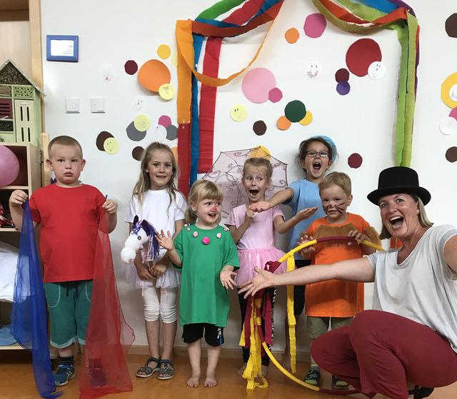 Große Freude herrschte bei den Beteiligten am Zirkusprojekt mit Sonja Oellermann im Paul-Gerhardt-Kindergarten, Bruchsal | Foto: soe