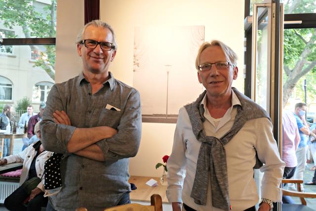 Künstler unter sich: Adonis Malamos und Klaus Hecke | Foto: Brigitte Melder