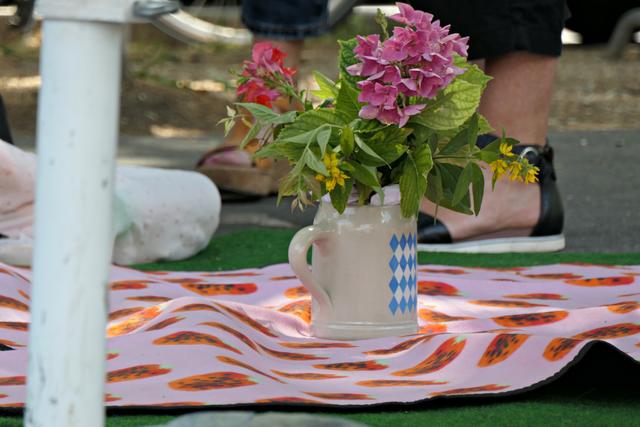 Stilvoll mit Blümchen zum Geburtstag | Foto: Brigitte Melder