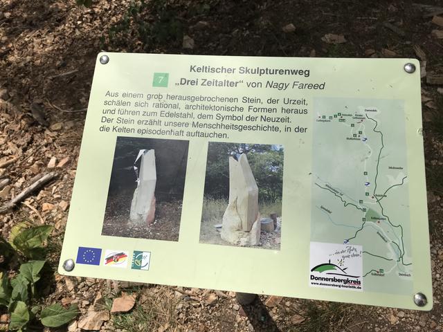 Der Skulpturenweg beginnt...