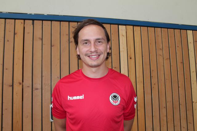 Linksaußen Jannik Hofmann (Foto Michael Sonnick)