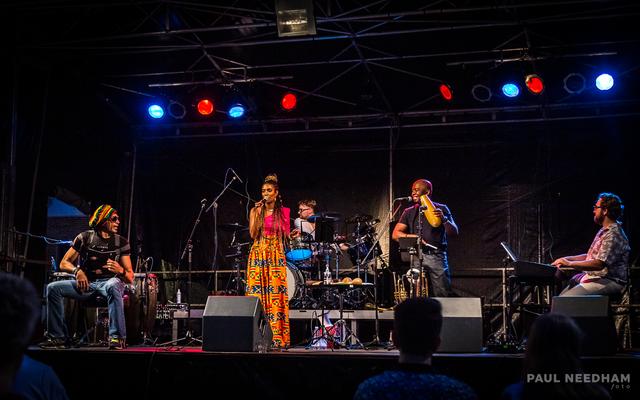 Toujours Kultur! D’Cuba Son | Foto: Paul Needham