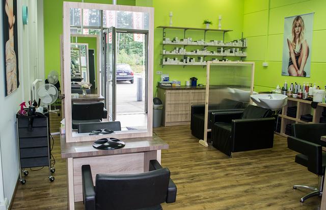 In angenehmem Ambiente können sich die Kunden rundum perfekt stylen lassen | Foto: Schäfer