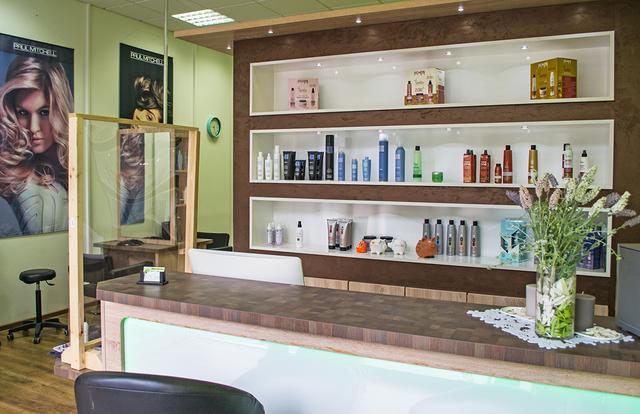 2014 eröffnete Anja Heiler noch einen weiteren Friseursalon in der Hohenecker Straße 28, der ebenfalls den Namen "Anja's Haarsalon" trägt | Foto: Schäfer