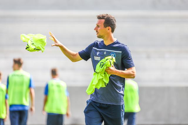 Trainer mit Leibchen | Foto: www.tmc-fotografie.de