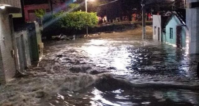 Überschwemmte Stadt im Flussgebiet                                                                     | Foto: hojepe.com.br