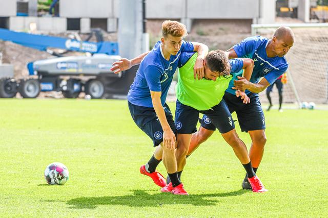 Dreikampf ... ohne Ball | Foto: www.tmc-fotografie.de