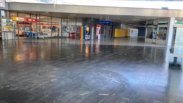 Das Chaos wurde mittlerweile beseitigt, hier stand seit Jahrzehnten die Modelleisenbahn. (Foto: 5. August 2020)  | Foto: Kim Rileit