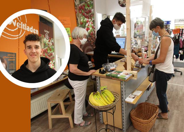 Oskar Radermacher bei der Einarbeitung für den Ladendienst | Foto: C. Spranger
