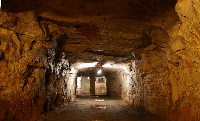 Die ehemaligen Bier- und Eiskeller der Stadt sind ebenfalls gleichbleibend kühl, nur hat längst nicht jeder einen Schlüssel dafür | Foto: Stadt Kaiserslautern / Kretschmar