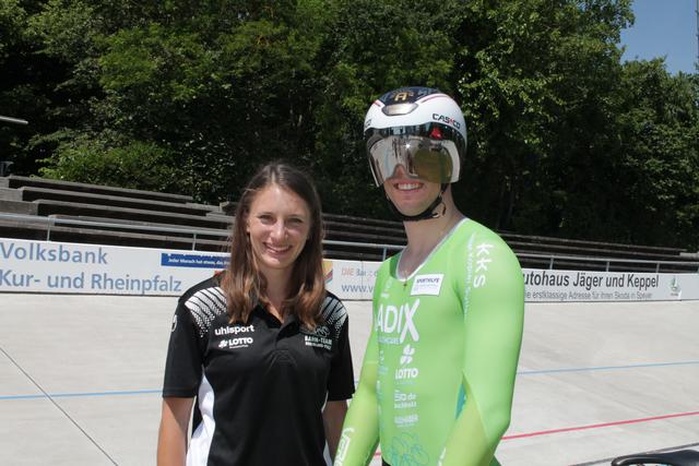 Miriam Welte mit Timo Bichler vom Bahnrad-Team Rheinland Pfalz (Foto Michael Sonnick)