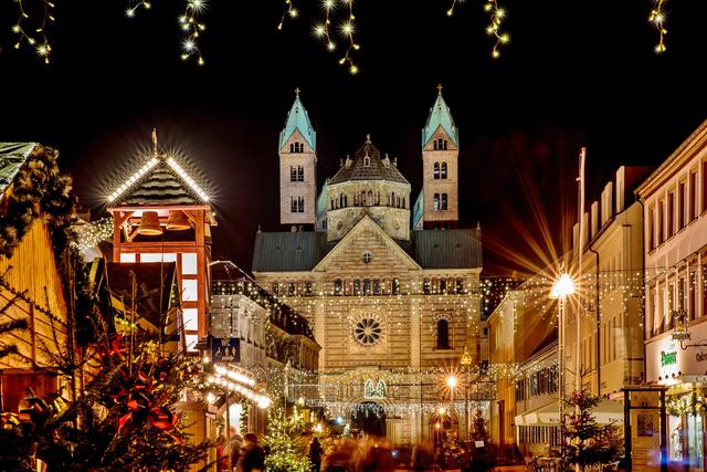 Das Foto vom Weihnachtsmarkt in Speyer ist der Sieger für den Dezember 2019. | Foto: Hans-Jürgen Janda