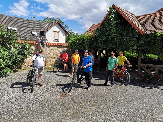 Die Tour führte auch nach Bissersheim. | Foto: Kreisverwaltung Bad Dürkheim
