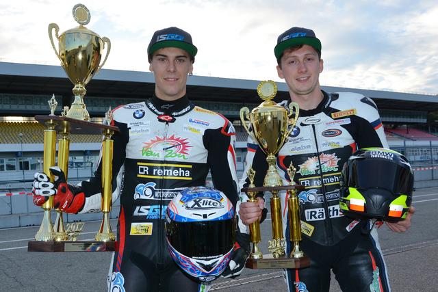 BMW-Pilot Markus Reiterberger (Obing/links) startet vom zweiten Startplatz - rechts Jan Bühn (Foto Hermann Rüger) 