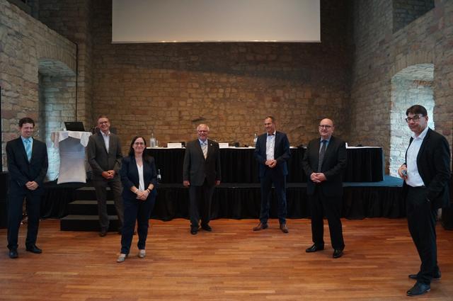 (v.l.n.r.): Raimund Rinder, Bernhard Adams (Baudezernent NW), Bianca Klein (Finanzministerium RLP), Hans-Ulrich Ihlenfeld, Dietmar Seefeldt, Gerold Reker, Thomas Hirsch.