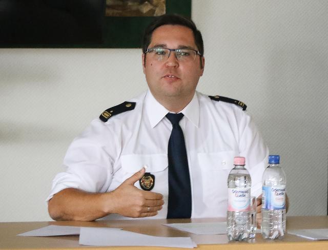 Stadtfeuerwehrinspektor Peter Eymann: Er will mit dem lokalen Pandemiekonzept Corona immer einen Schritt voraus sein. und so gravierende Einschränkungen des öffentlichen Lebens verhindern.