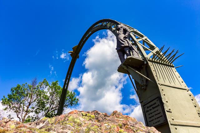 etwas anderer Blick auf den Adlerbogen im Mai 2020