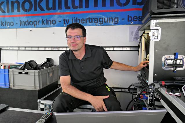 Für den guten Ton und das Bild zuständig | Foto: Brigitte Melder