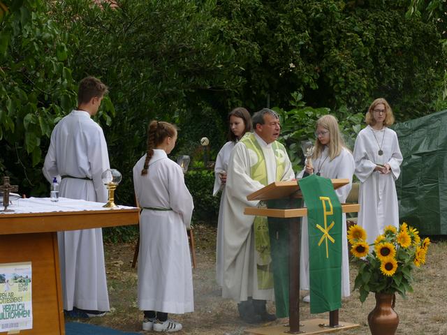 Pfr. Markus Hary beim Open Air Gottesdienst in Hessheim | Foto: S. Fink (2020)