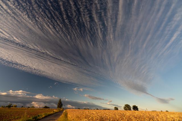 Wolkenfeld über den Feldern bei Böbingen | Foto: privat/Georg Beck