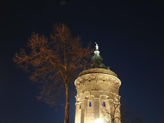 Dezember 6: Mannheimer Wasserturm | Foto: Katharina Gruenke