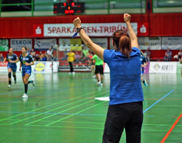 17 mal durfte Tanja Logvin die Arme in die Ballei-Lüfte strecken...Nicht oft genug.
Text/Foto Wolfgang Merkel